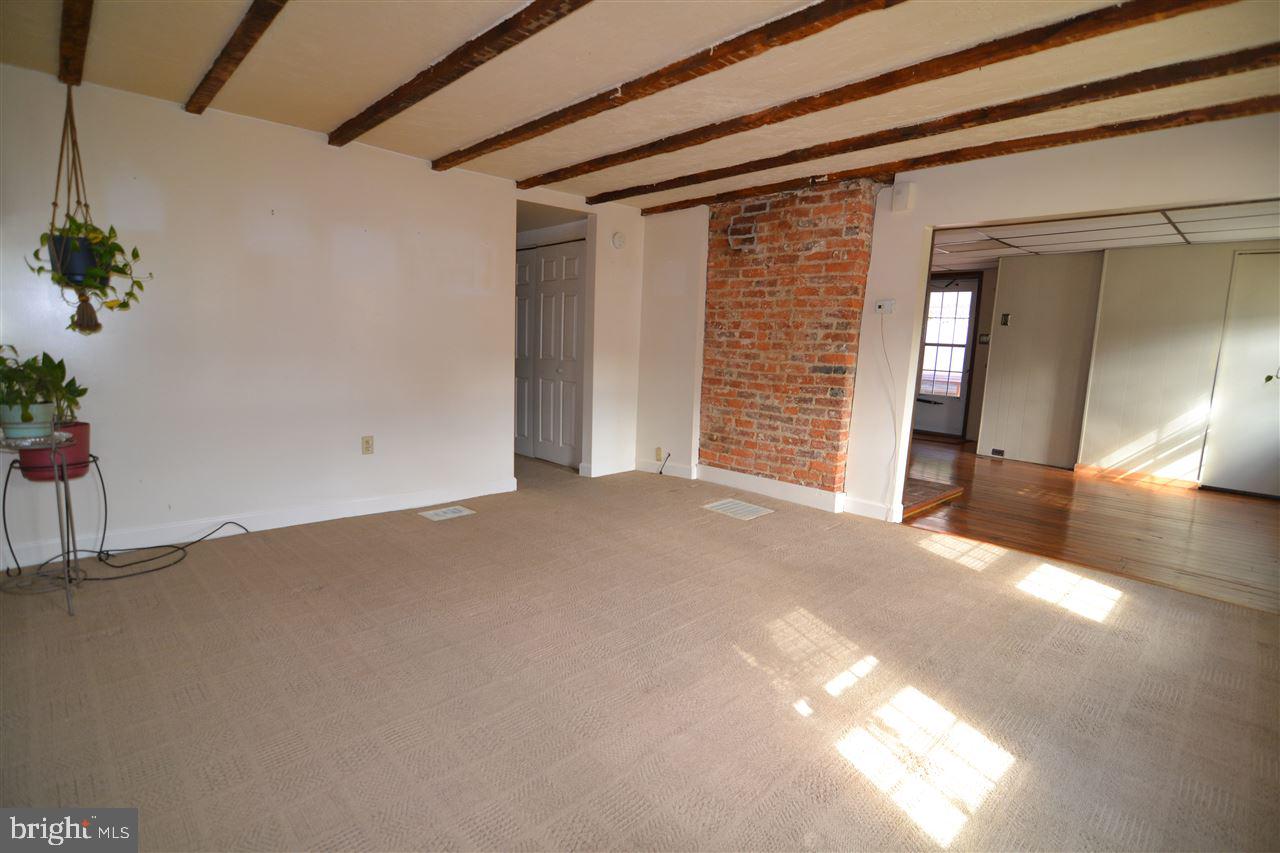 889 Furnace Road York, PA 17406 - Photo 11 of 30
