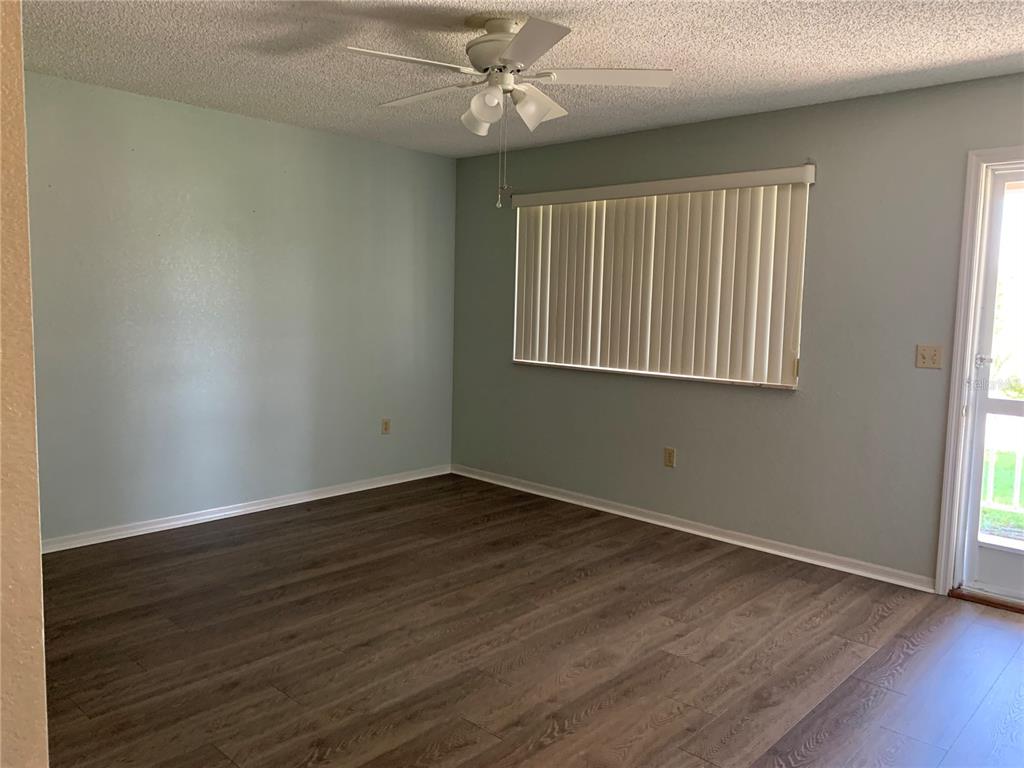 8392 Southwest 109th Lane Road Ocala, FL 34481 - Photo 5 of 25 Gallery Image 5