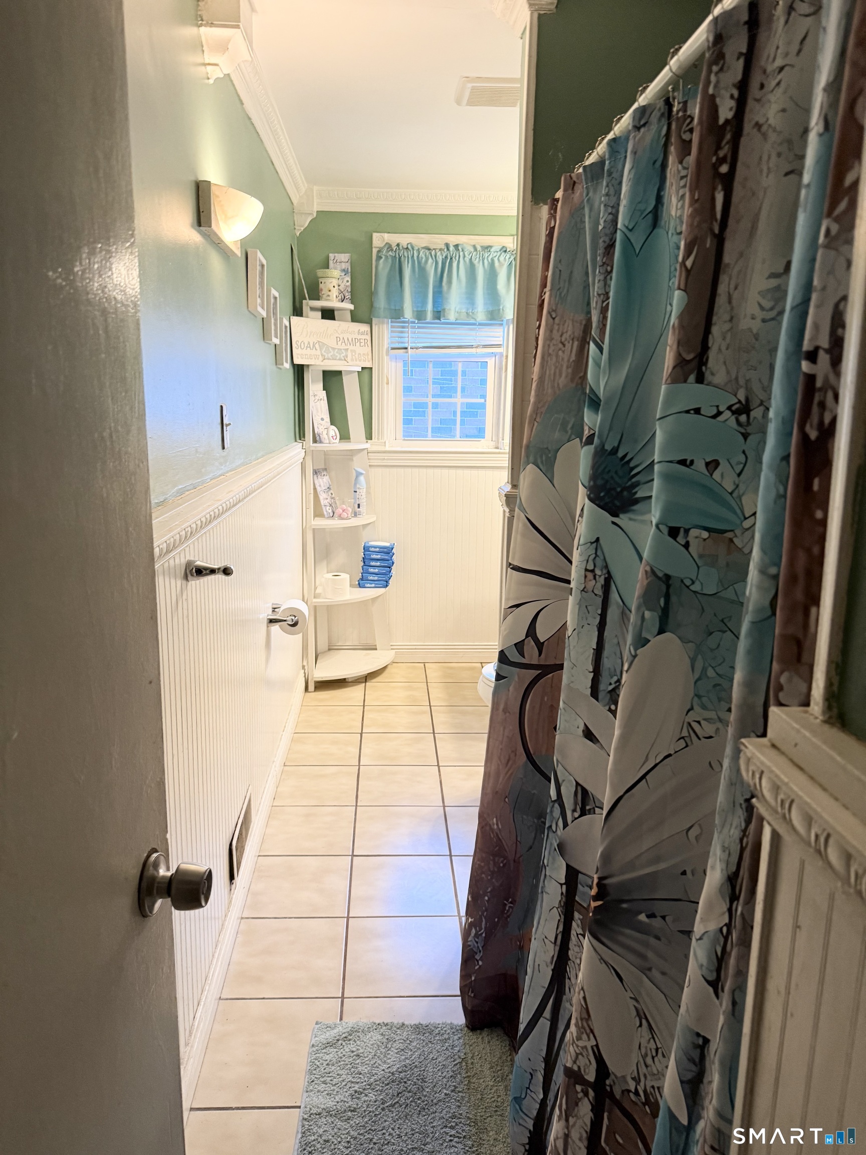 203 Spring Street Meriden, CT 06451 - Photo 11 of 19