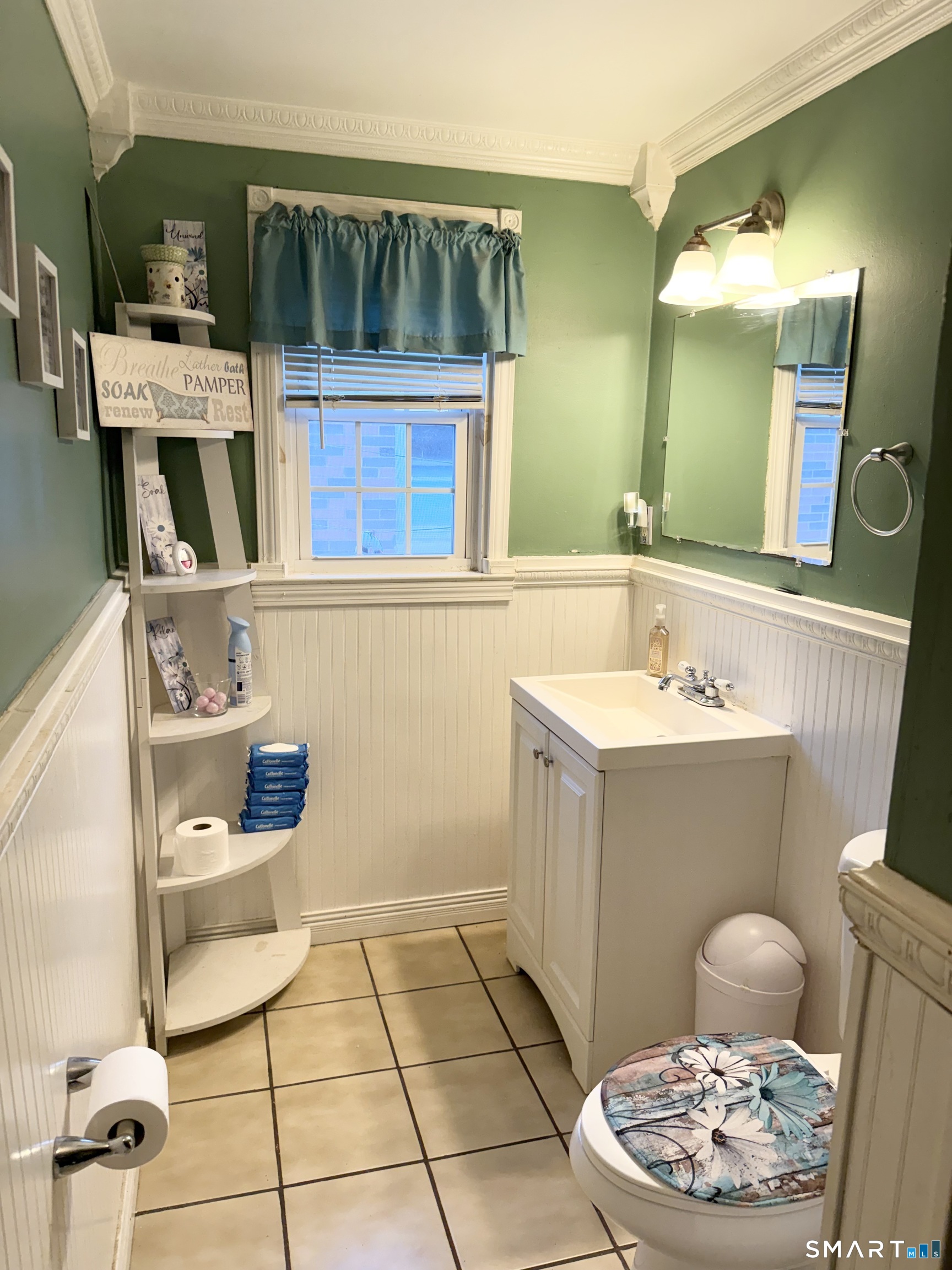 203 Spring Street Meriden, CT 06451 - Photo 12 of 19