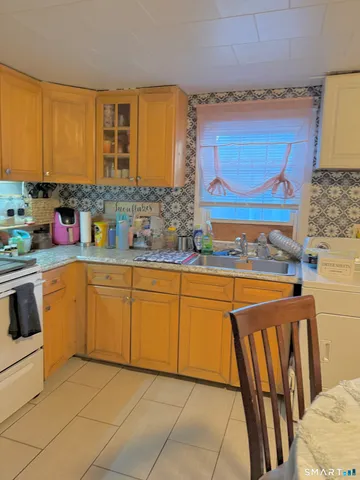 $430,000 | 203 Spring Street, Meriden, CT 06451