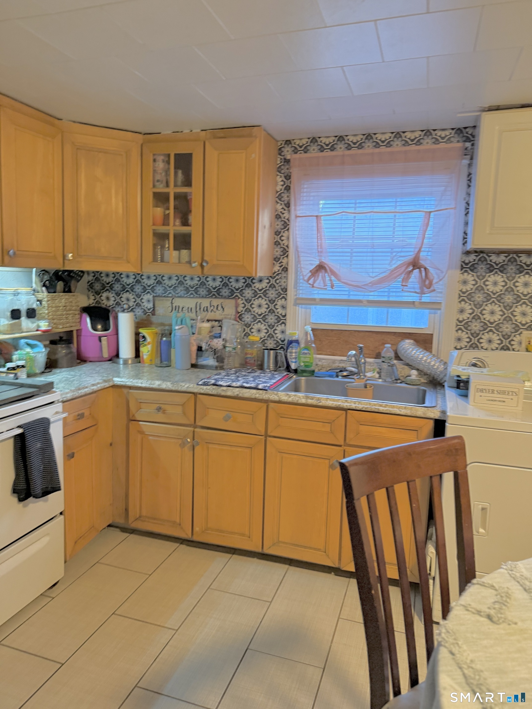 203 Spring Street Meriden, CT 06451 - Photo 15 of 19