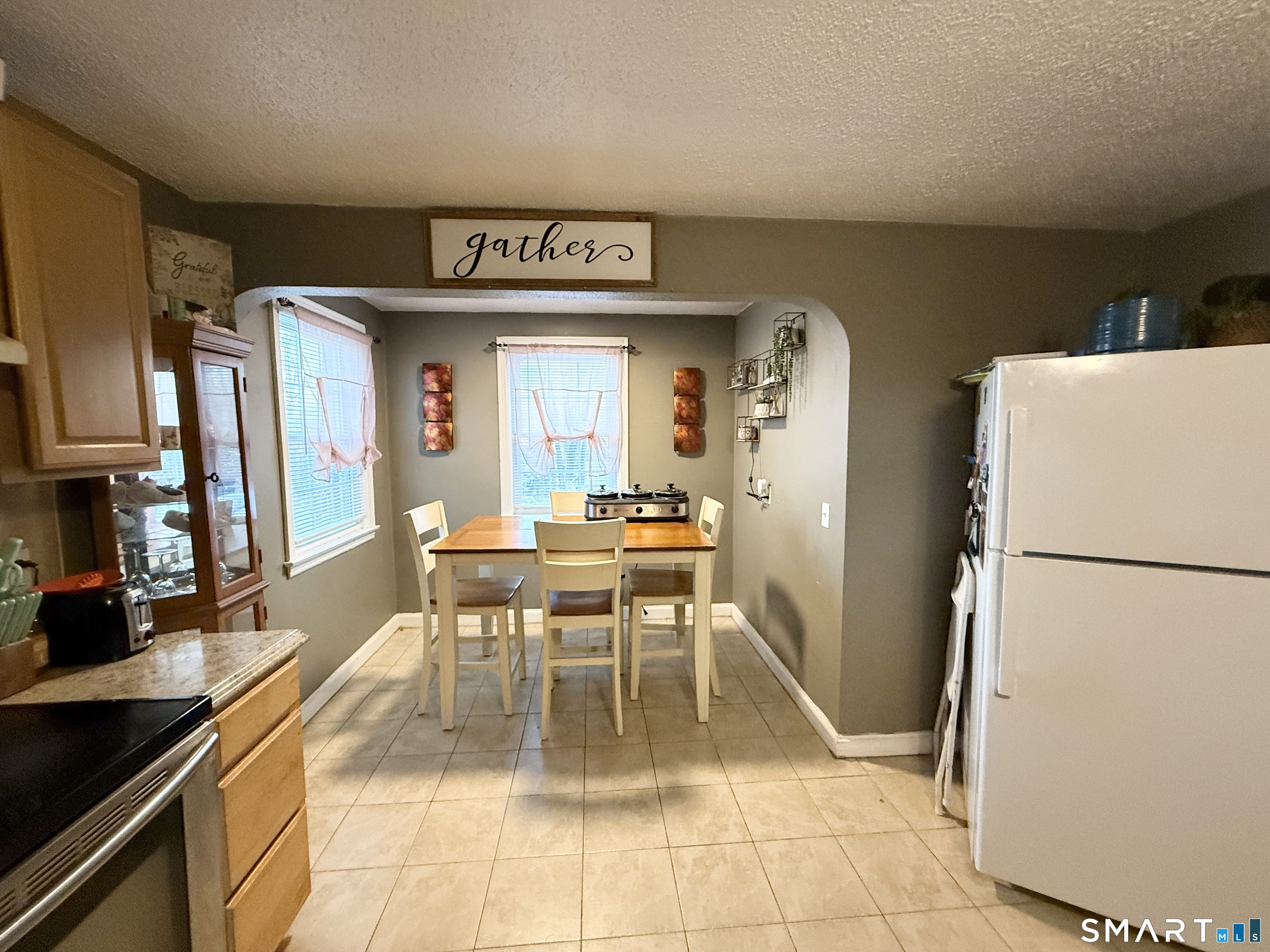 203 Spring Street Meriden, CT 06451 - Photo 8 of 19