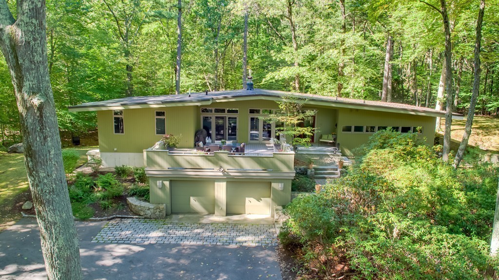 59 Woodridge Road Wayland, MA 01778 - Photo 1 of 27 Gallery Image 1