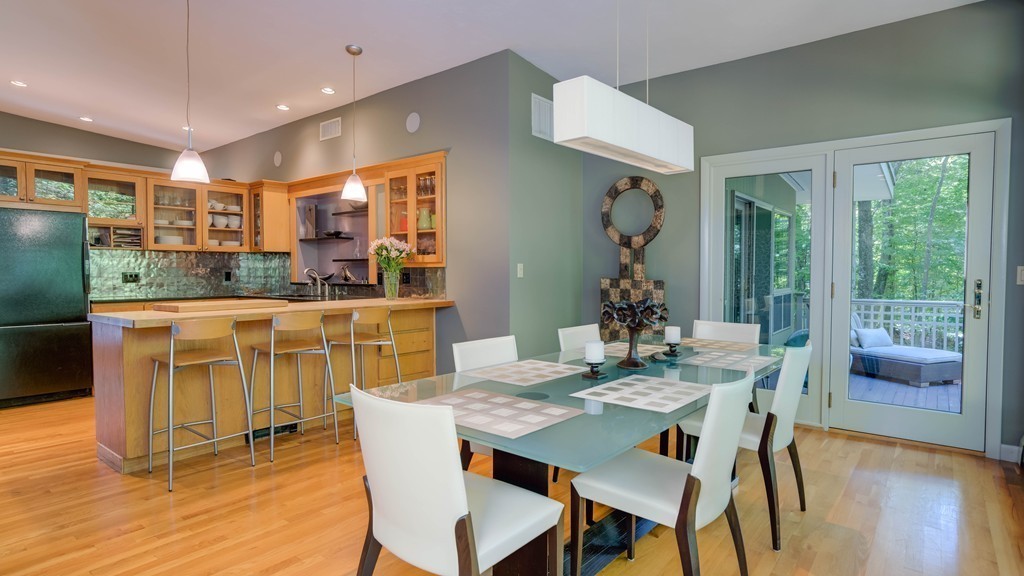 59 Woodridge Road Wayland, MA 01778 - Photo 5 of 27 Gallery Image 5