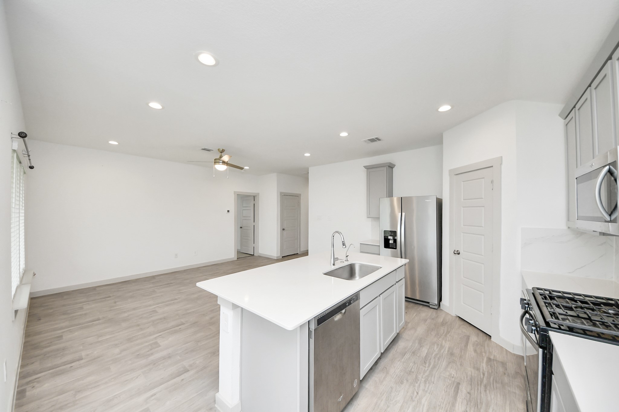 7923 Cattleman Vly Drive Rosharon, TX 77583 - Photo 13 of 34