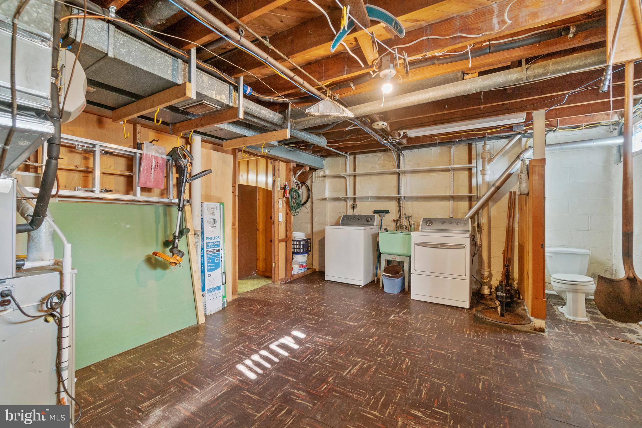 903 Southridge Road Baltimore, MD 21228 - Photo 21 of 27 Great workroom and storage space