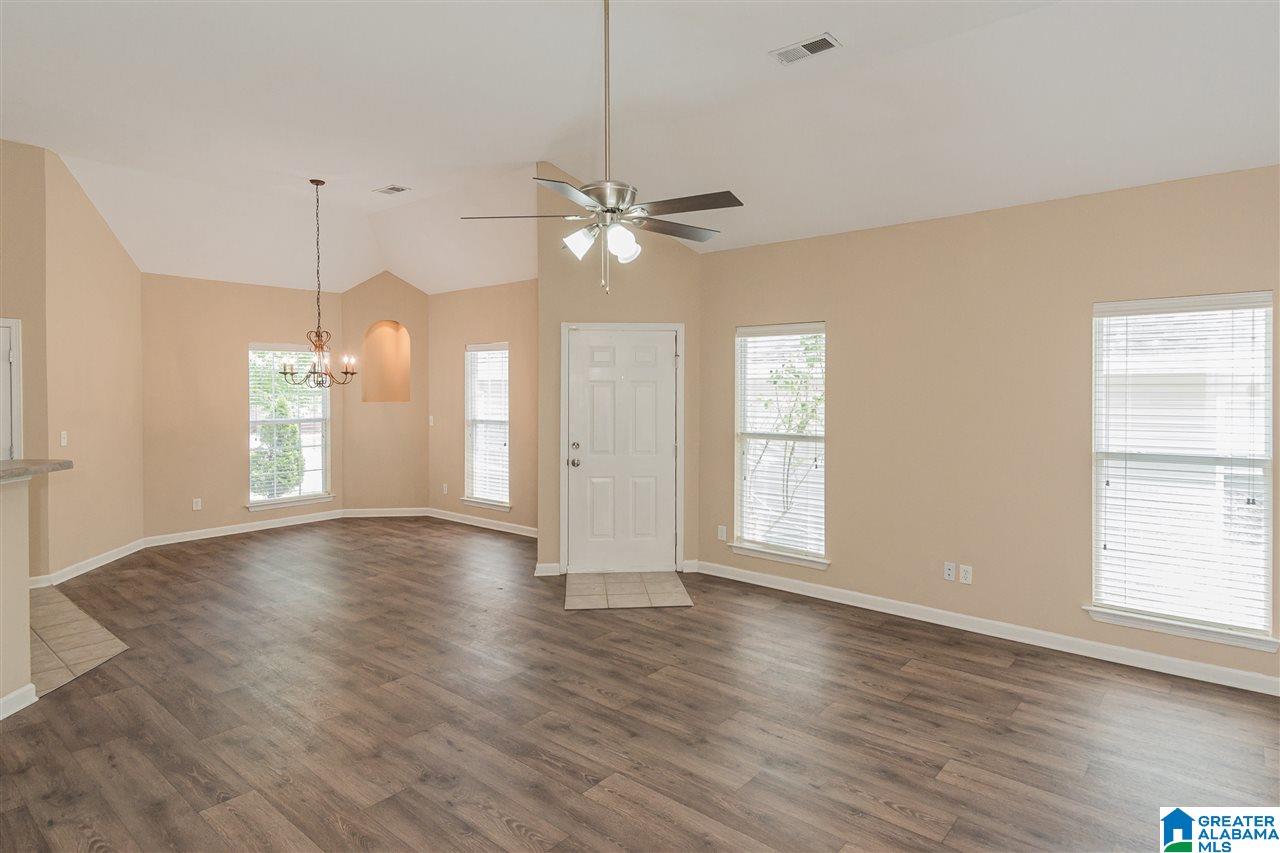 218 High Ridge Drive Pelham, AL 35124 - Photo 10 of 37