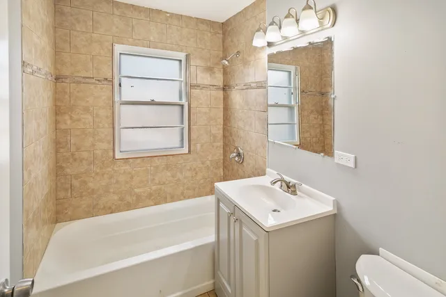 $2,500 | 17306 Holmes Avenue, Hazel Crest, IL 60429