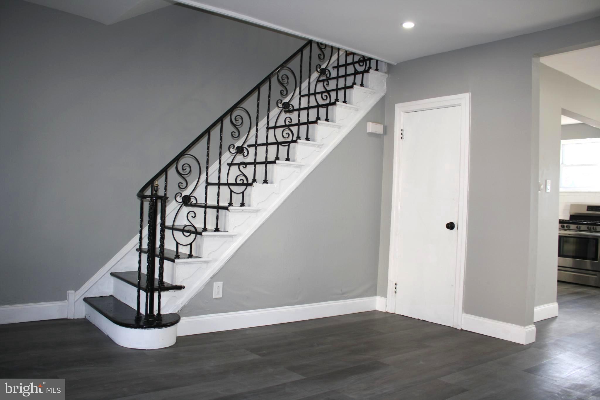 2634 South Daggett Street Philadelphia, PA 19142 - Photo 4 of 28 a view of entryway with wooden floor