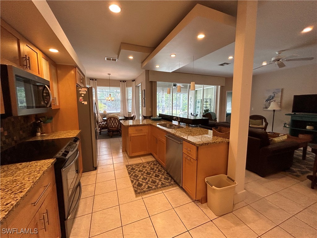 9245 Lanthorn Way Estero, FL 33928 - Photo 4 of 34