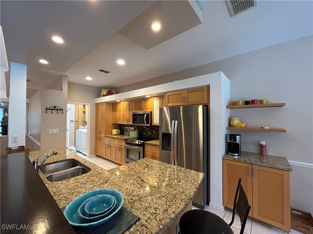 9245 Lanthorn Way Estero, FL 33928 - Photo 5 of 34