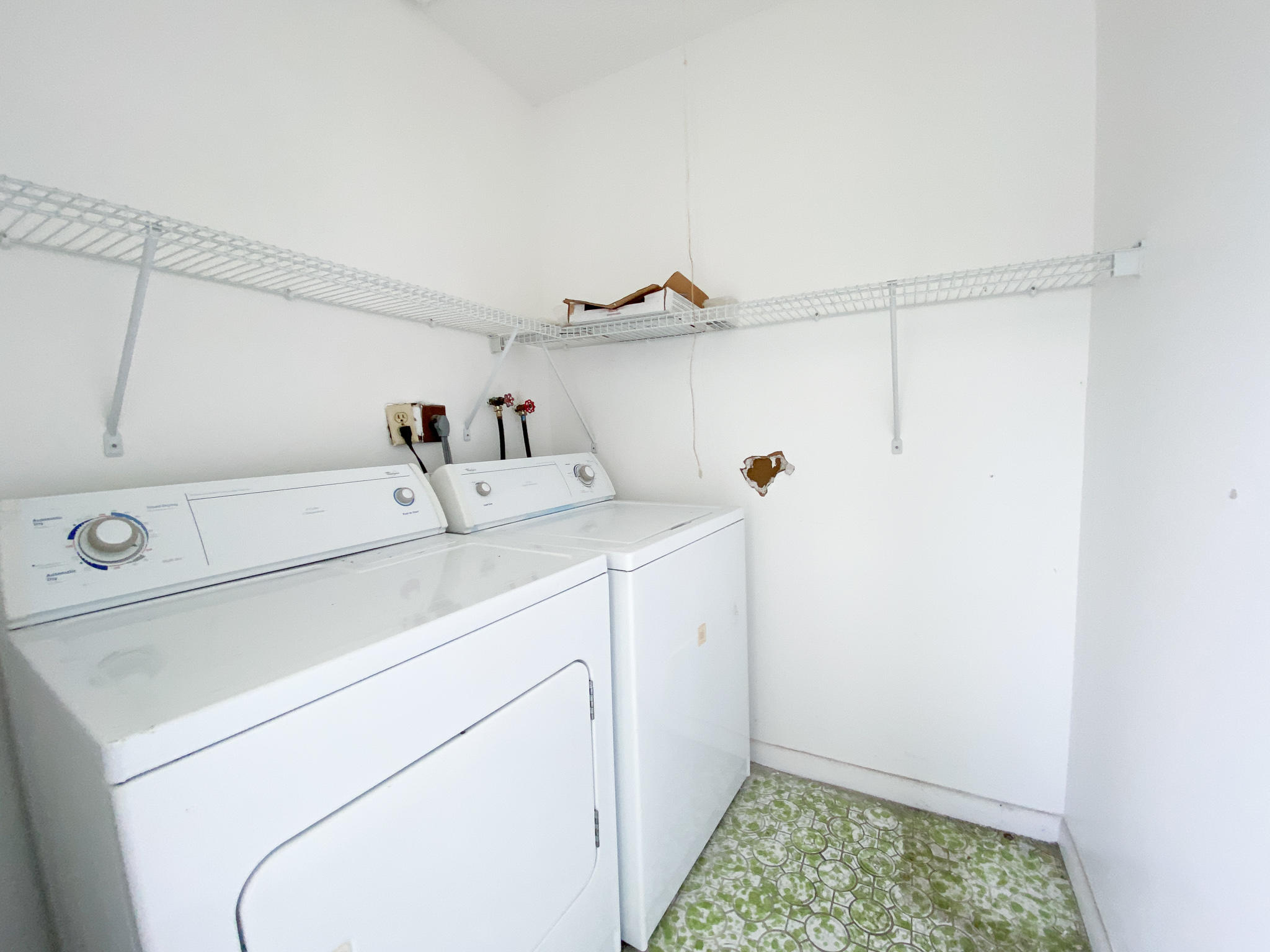 313 Monaco Boulevard Delray Beach, FL 33446 - Photo 19 of 25 Patio - Washer & Dryer