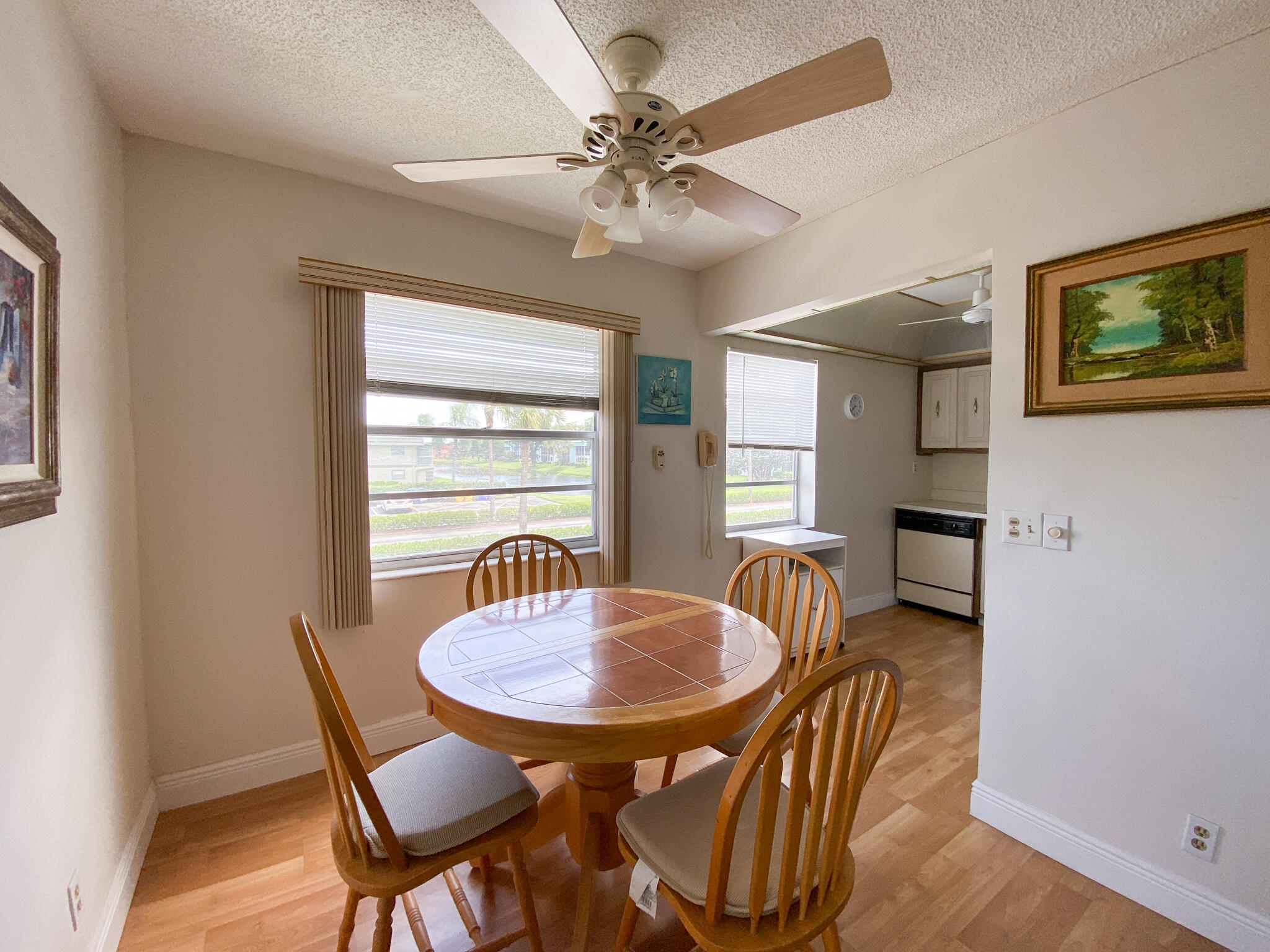 313 Monaco Boulevard Delray Beach, FL 33446 - Photo 4 of 25 Kitchen