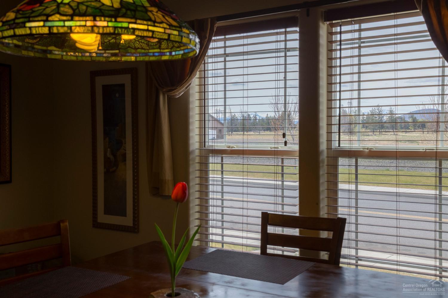 1332 Southwest 35th Street Redmond, OR 97756 - Photo 9 of 25 Gallery Image 9