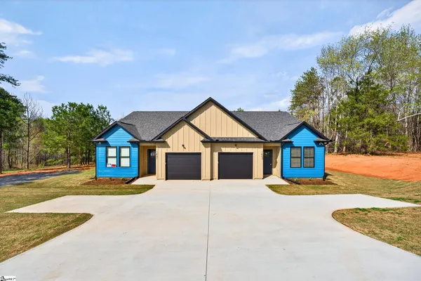 $1,850 | 1403 Lake Bowen Dam Road, Inman, SC 29349