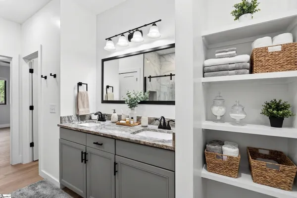 $1,850 | 1403 Lake Bowen Dam Road, Inman, SC 29349