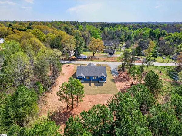 $1,850 | 1403 Lake Bowen Dam Road, Inman, SC 29349