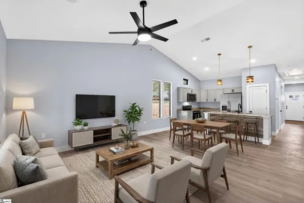 $1,850 | 1403 Lake Bowen Dam Road, Inman, SC 29349