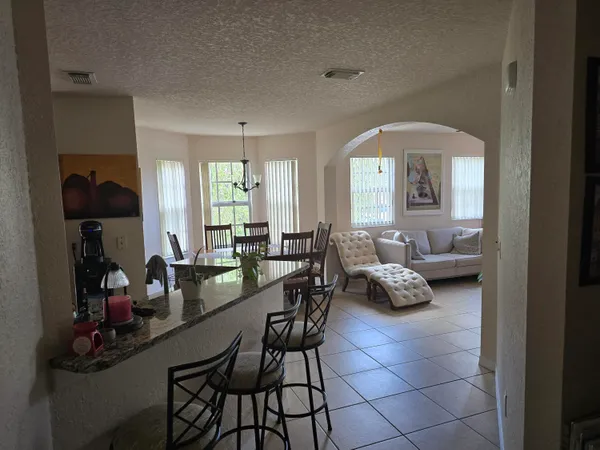 $265,000 | 144 Southwest Peacock Boulevard, Unit 23201, Port St. Lucie, FL 34986