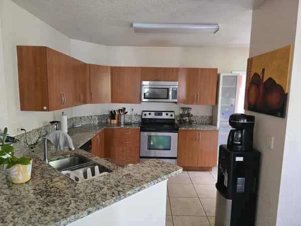 $265,000 | 144 Southwest Peacock Boulevard, Unit 23201, Port St. Lucie, FL 34986