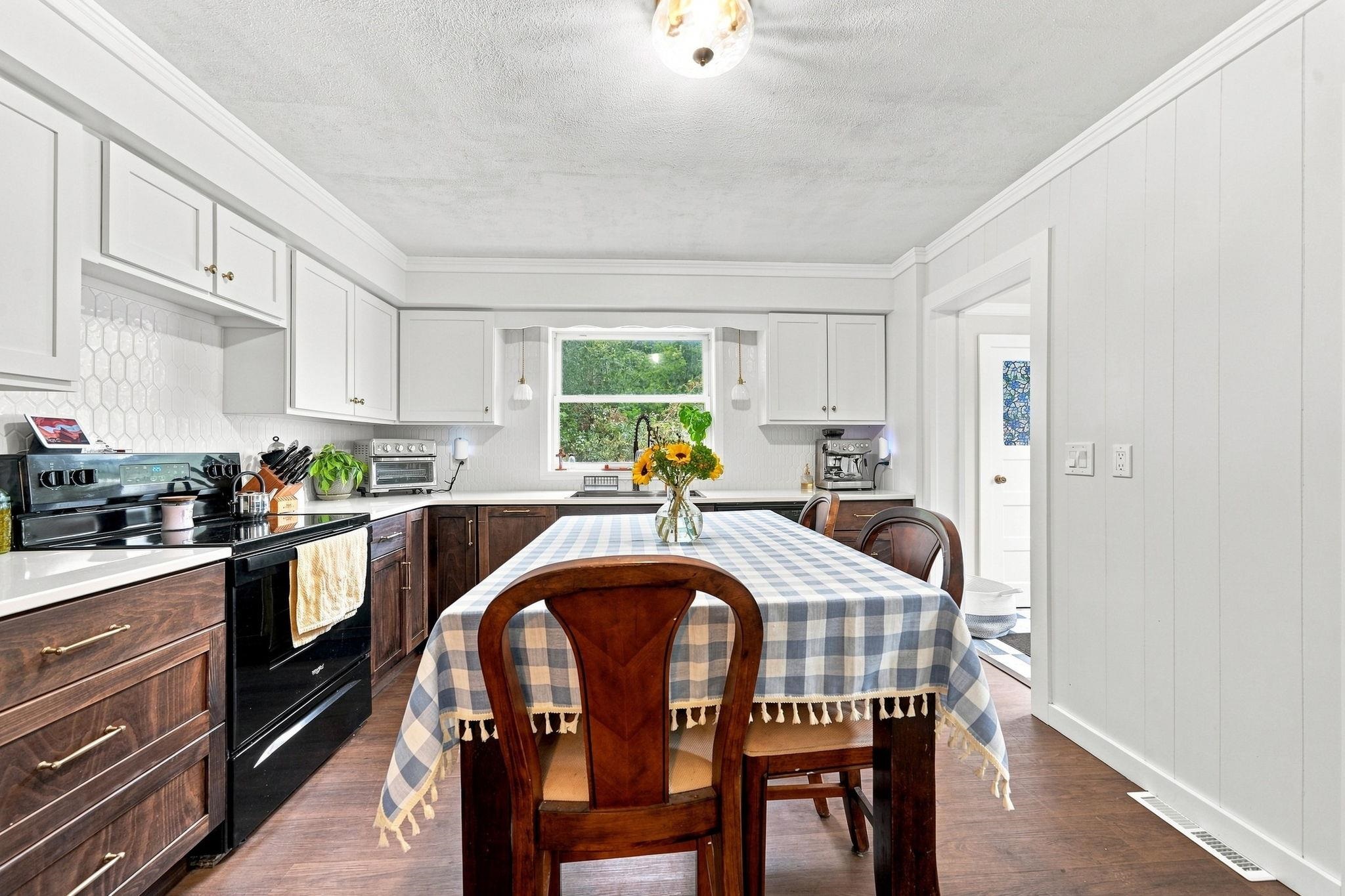 3433 East 46 Road Cadillac, MI 49601 - Photo 9 of 74 1950369-5ae53e70-4cfb-4701-af69-afe03185c91f.JPG