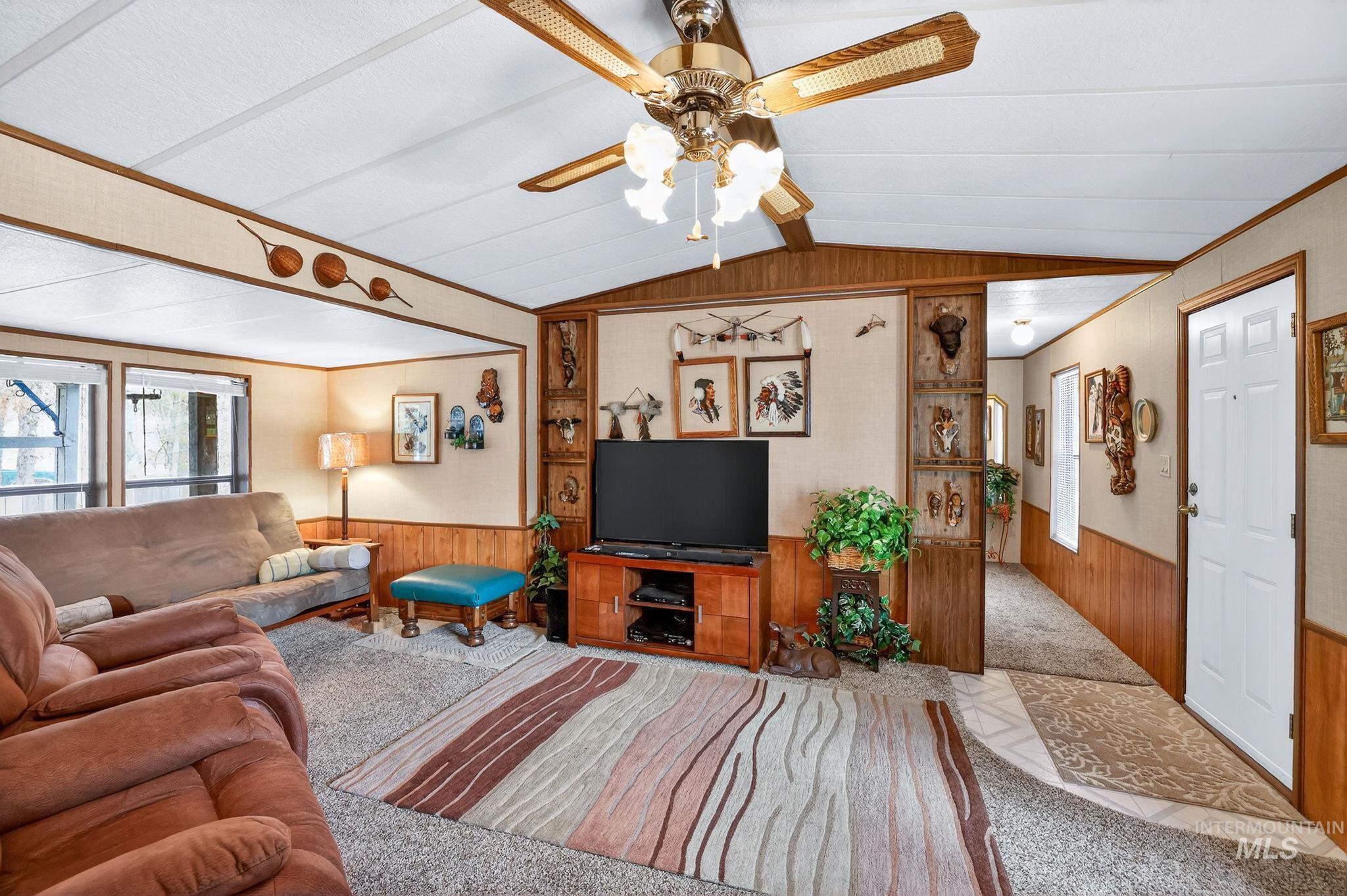 13122 Tucker Road Donnelly, ID 83615 - Photo 10 of 35