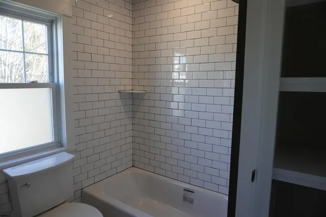 $2,800 | 202 Acorn Terrace, Mays Landing, NJ 08330