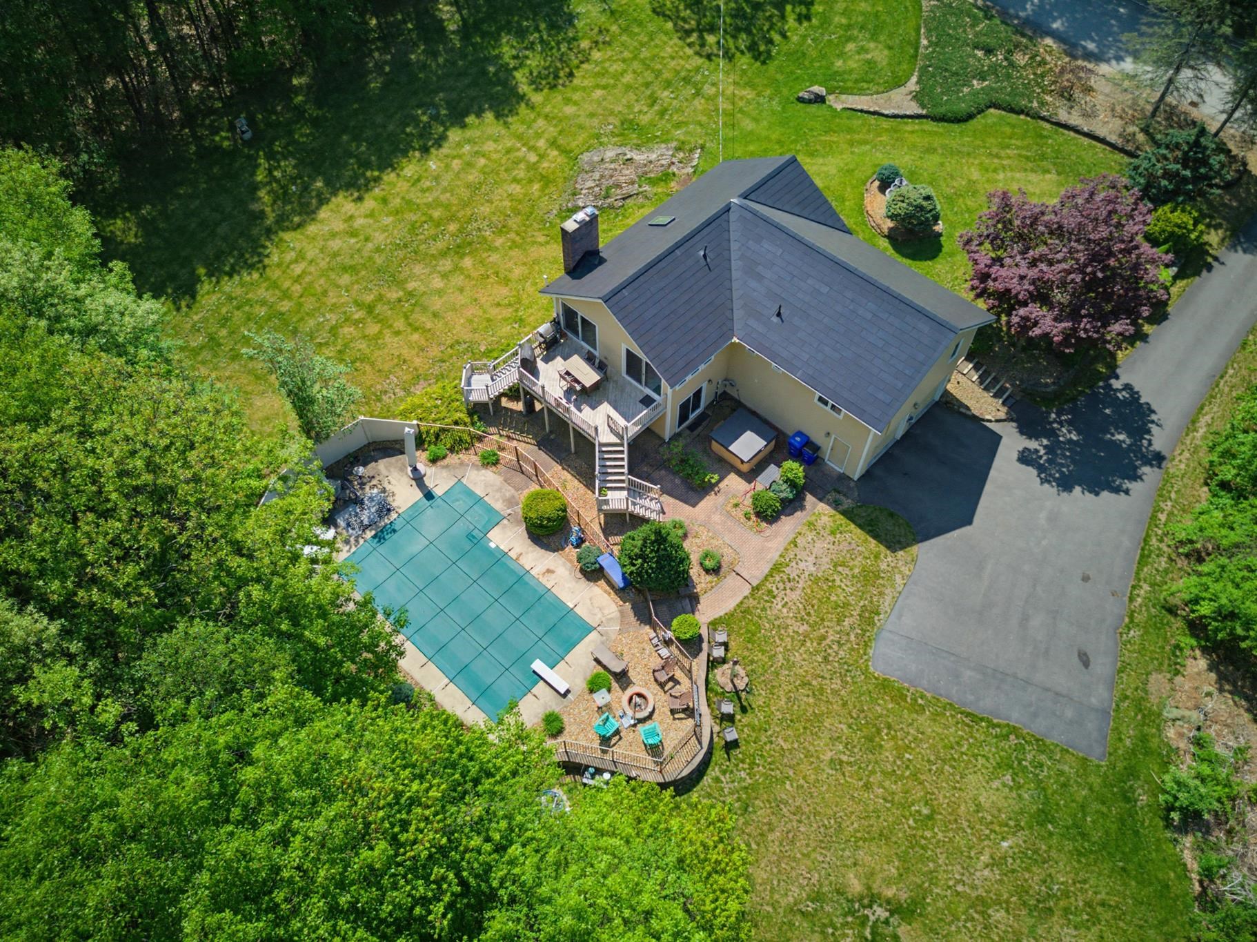 54 Schaefer Circle Hudson, NH 03051 - Photo 46 of 53 Gallery Image 46
