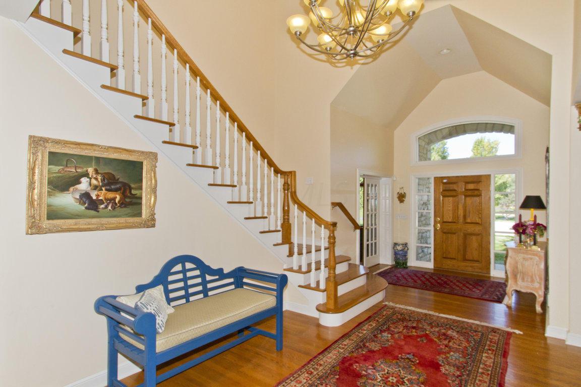 199 Springbrook Place Columbus, OH 43230 - Photo 2 of 45