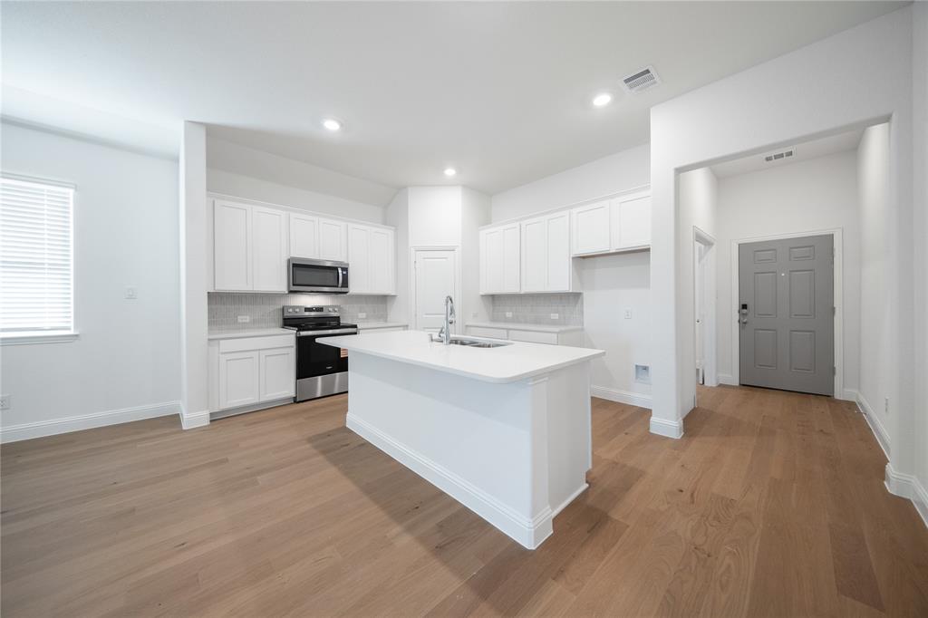 3421 Longfellow Avenue Anna, TX 75409 - Photo 4 of 34 Kitchen