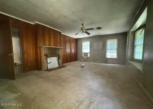 $74,000 | 102 Evelyn Street, Vicksburg, MS 39180