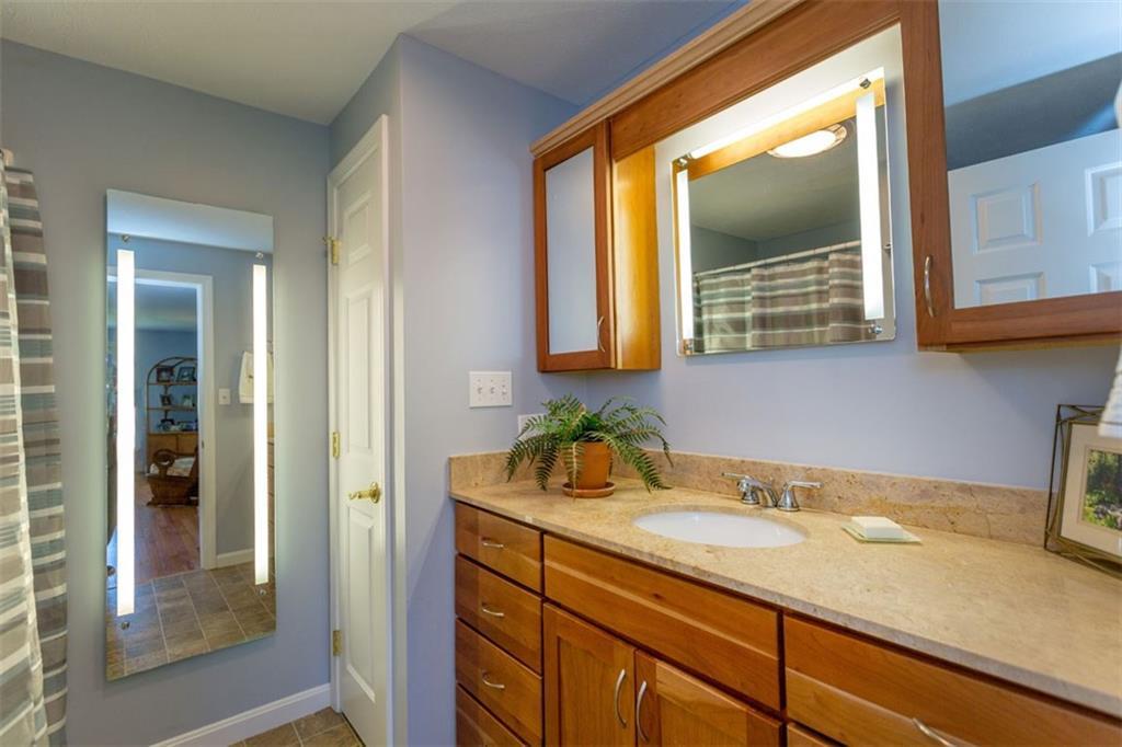 30 Ridgefield Drive, Unit 20 Gorham, ME 04038 - Photo 23 of 35 Photo