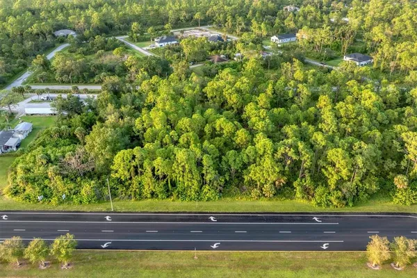 $900,000 | 11201 South Tamiami Trail, North Port, FL 34287