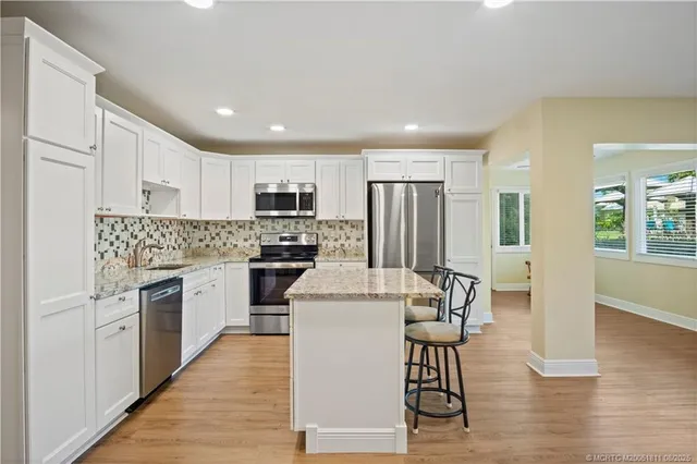 $275,000 | 1800 Southeast St Lucie Boulevard, Unit 6104, Stuart, FL 34996