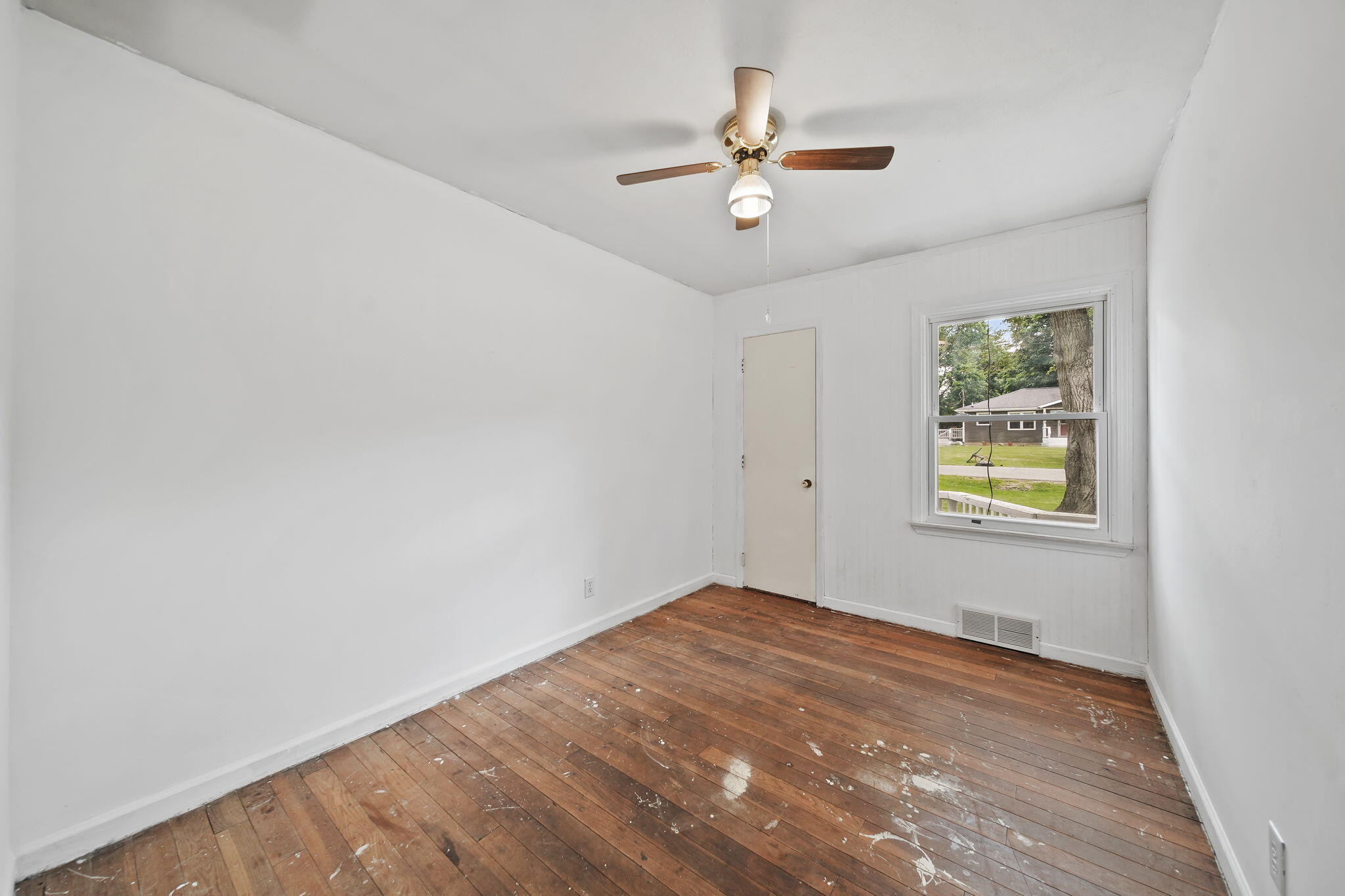 3500 Harding Road Jackson, MI 49203 - Photo 17 of 28 bedroom 1
