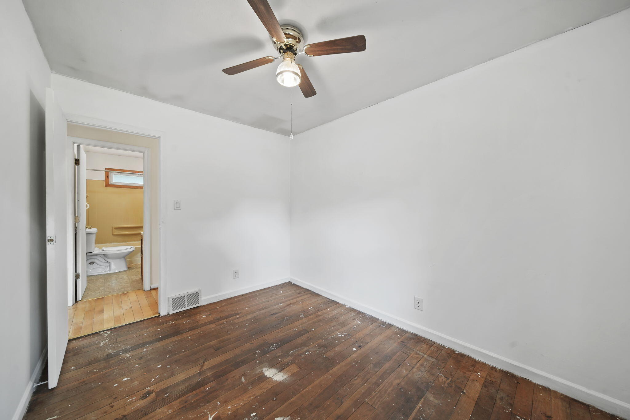 3500 Harding Road Jackson, MI 49203 - Photo 18 of 28 bedroom 1 a