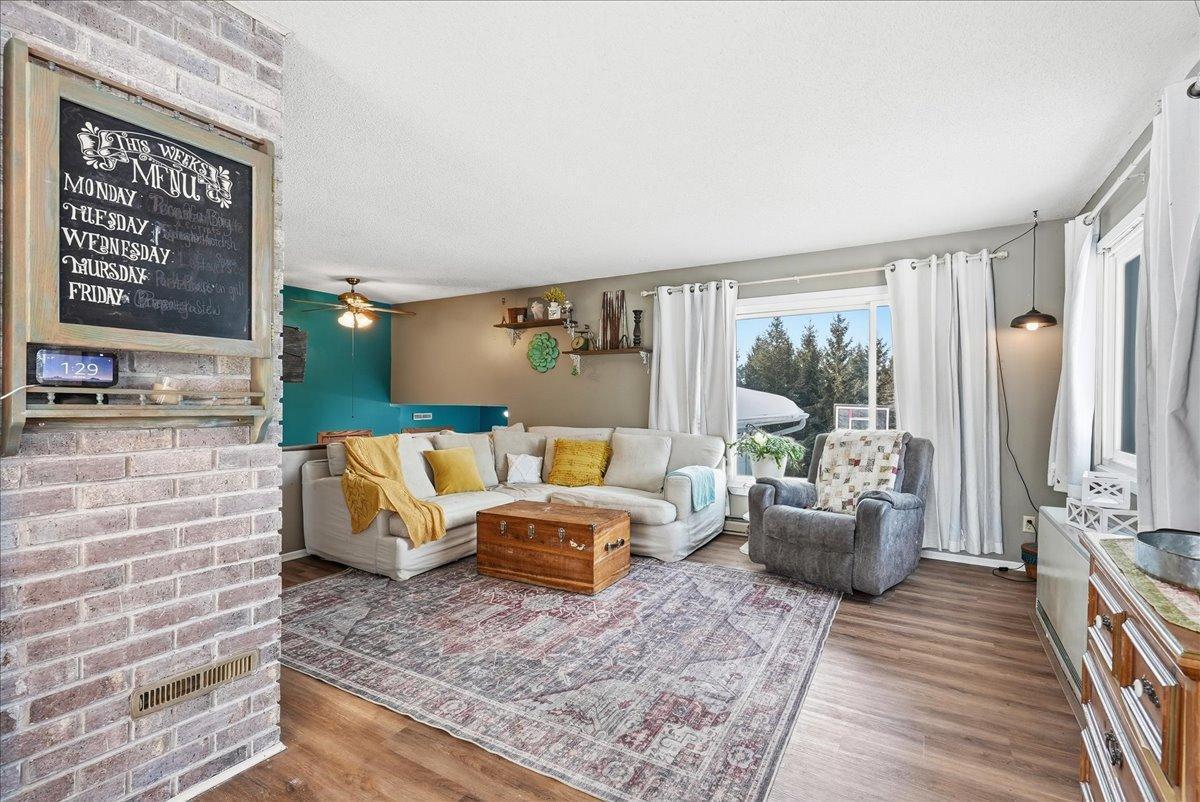 886 50th Avenue Clear Lake, WI 54005 - Photo 4 of 26