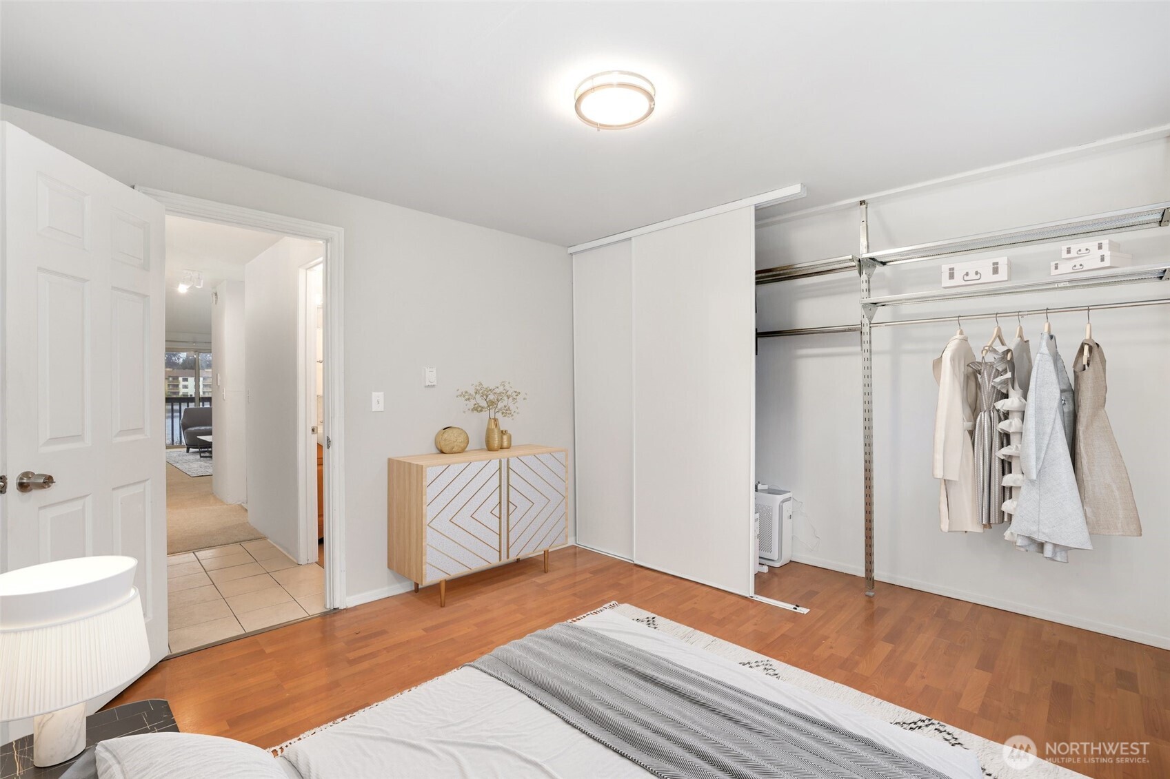 31003 14th Avenue South, Unit C4 Federal Way, WA 98003 - Photo 14 of 22 a bedroom with a bed and a couch