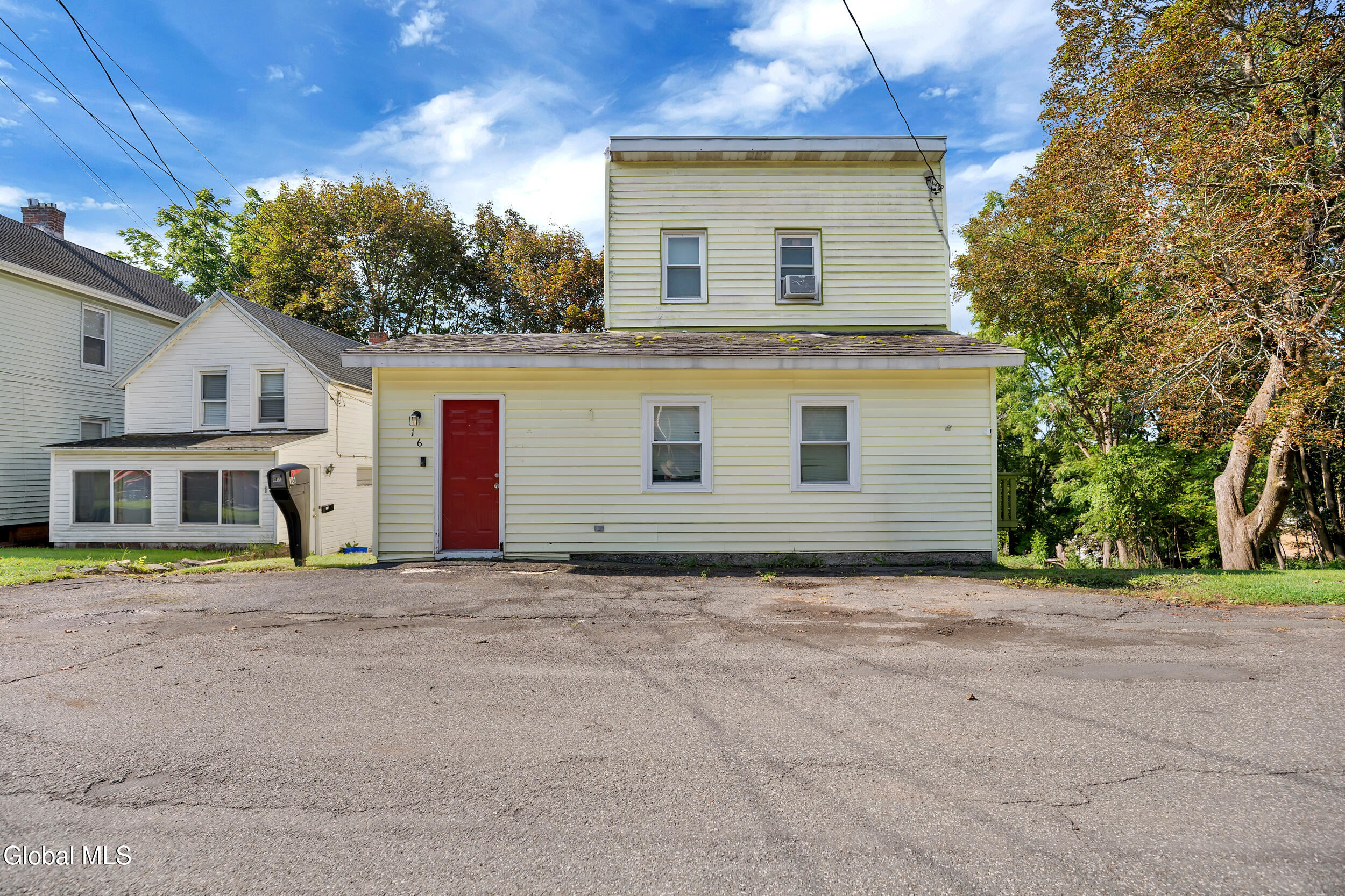 1_16 billings ave troy, ny 12180