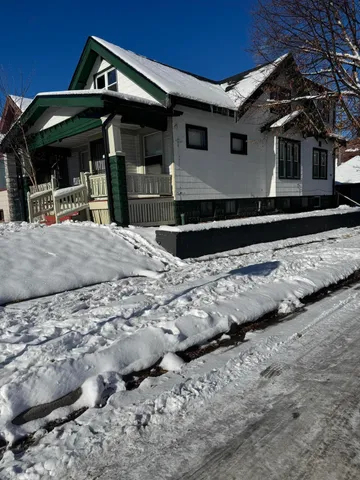 $1,175 | 1802 West Keefe Avenue, Milwaukee, WI 53206