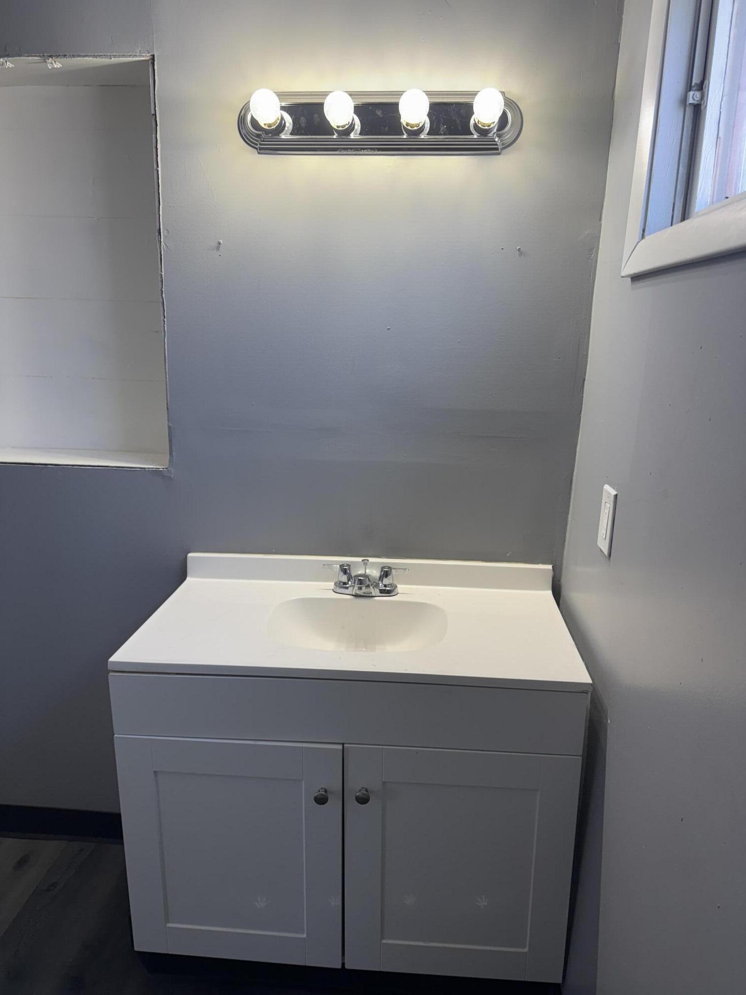 1802 West Keefe Avenue Milwaukee, WI 53206 - Photo 8 of 15 Bathroom Vanity