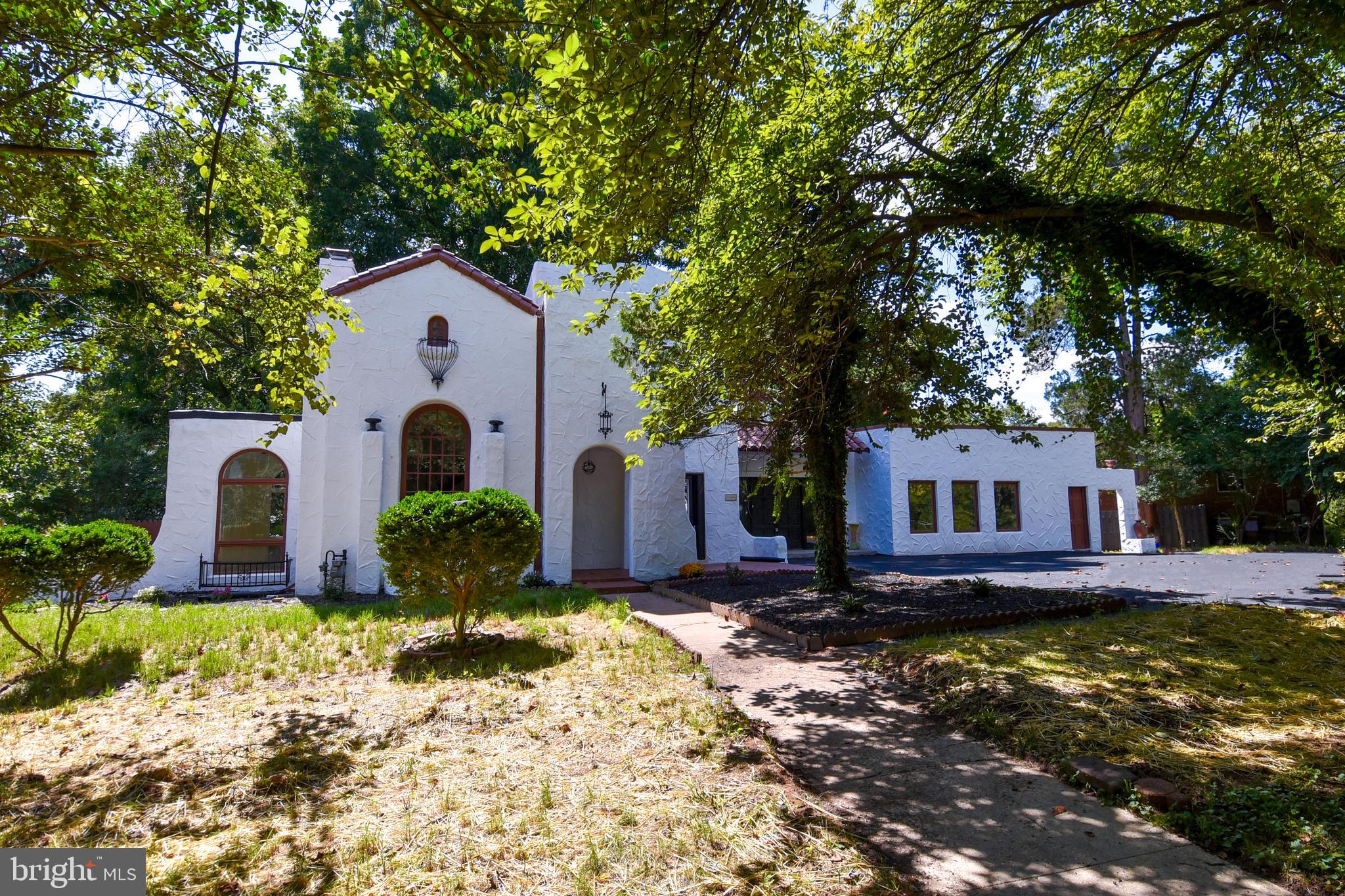 428 Hamilton Avenue Silver Spring, MD 20901 - Photo 4 of 82 Gallery Image 4