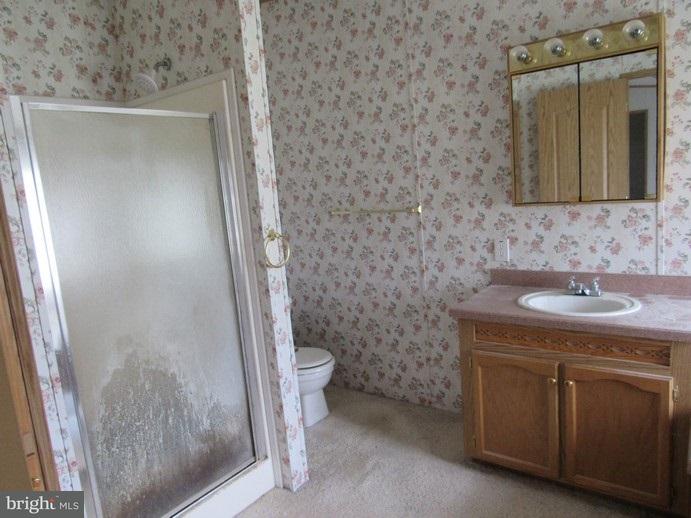 6767 York Road Spring Grove, PA 17362 - Photo 14 of 17