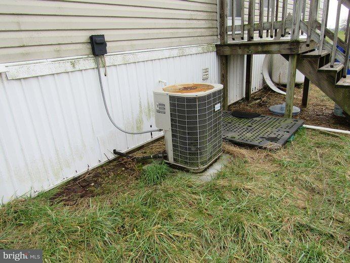 6767 York Road Spring Grove, PA 17362 - Photo 3 of 17