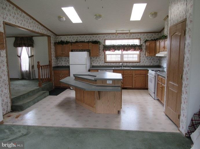 6767 York Road Spring Grove, PA 17362 - Photo 8 of 17