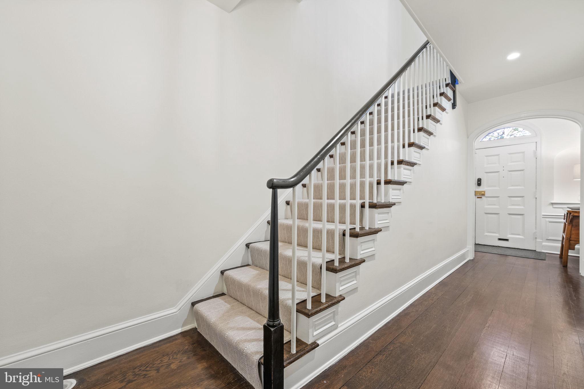 3324 Reservoir Road Northwest Washington, DC 20007 - Photo 4 of 64 New & Luxurious Dorsey/Linen Runner from Stark
