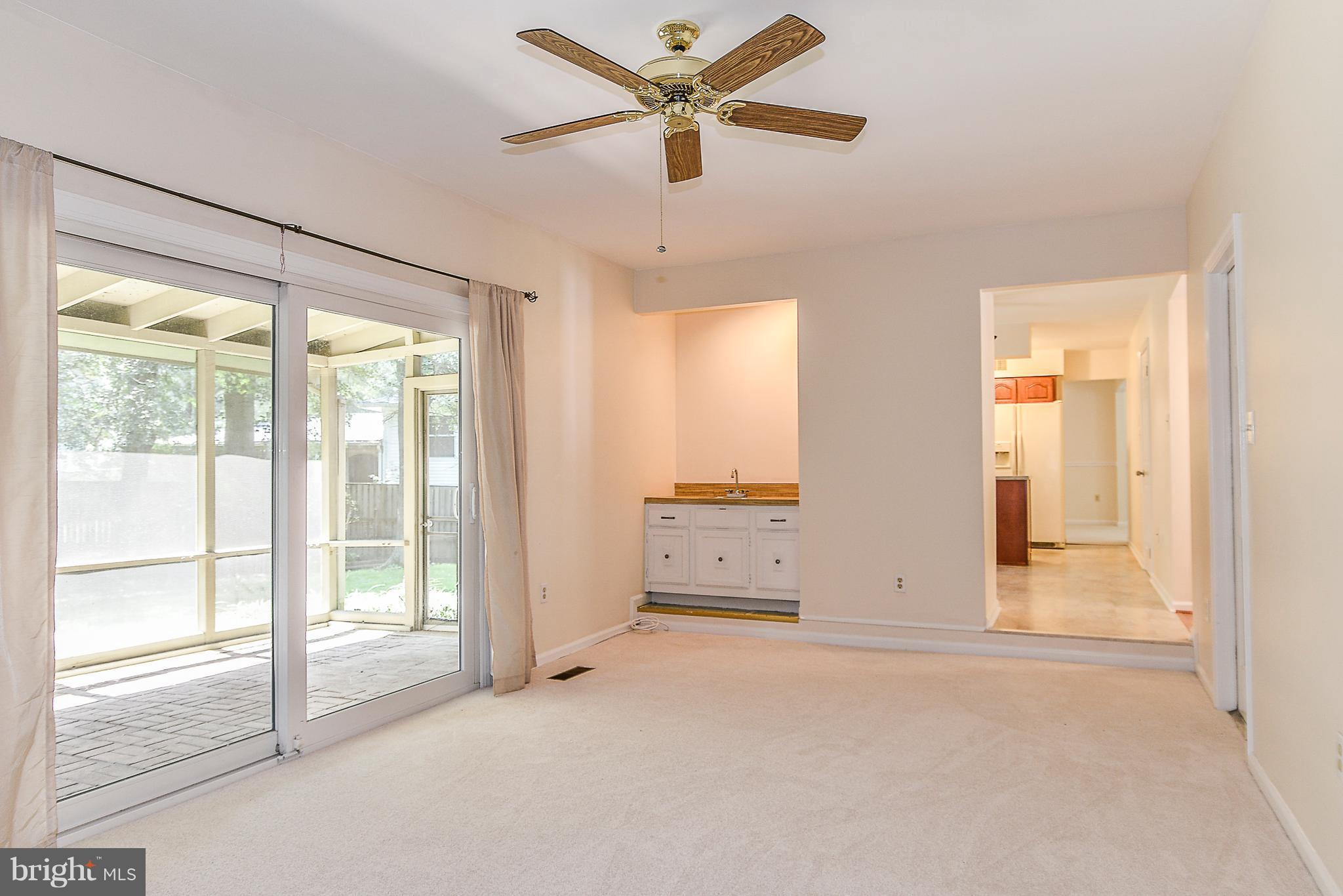 7116 Sontag Way Springfield, VA 22153 - Photo 19 of 30 Family Room