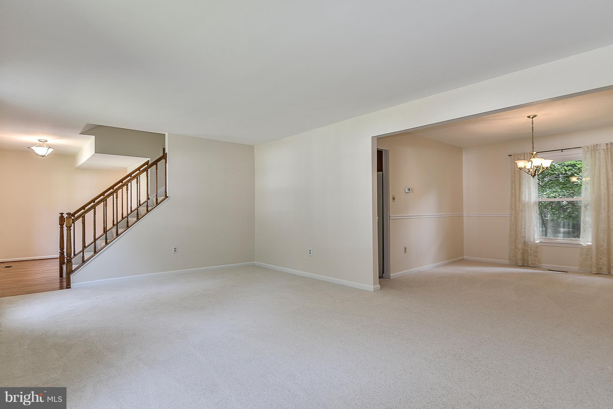 7116 Sontag Way Springfield, VA 22153 - Photo 8 of 30 Living Room