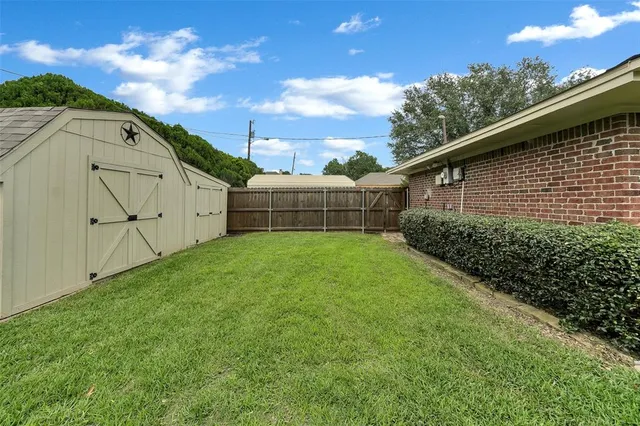 $325,000 | 1631 Idlewood Drive, Sherman, TX 75092